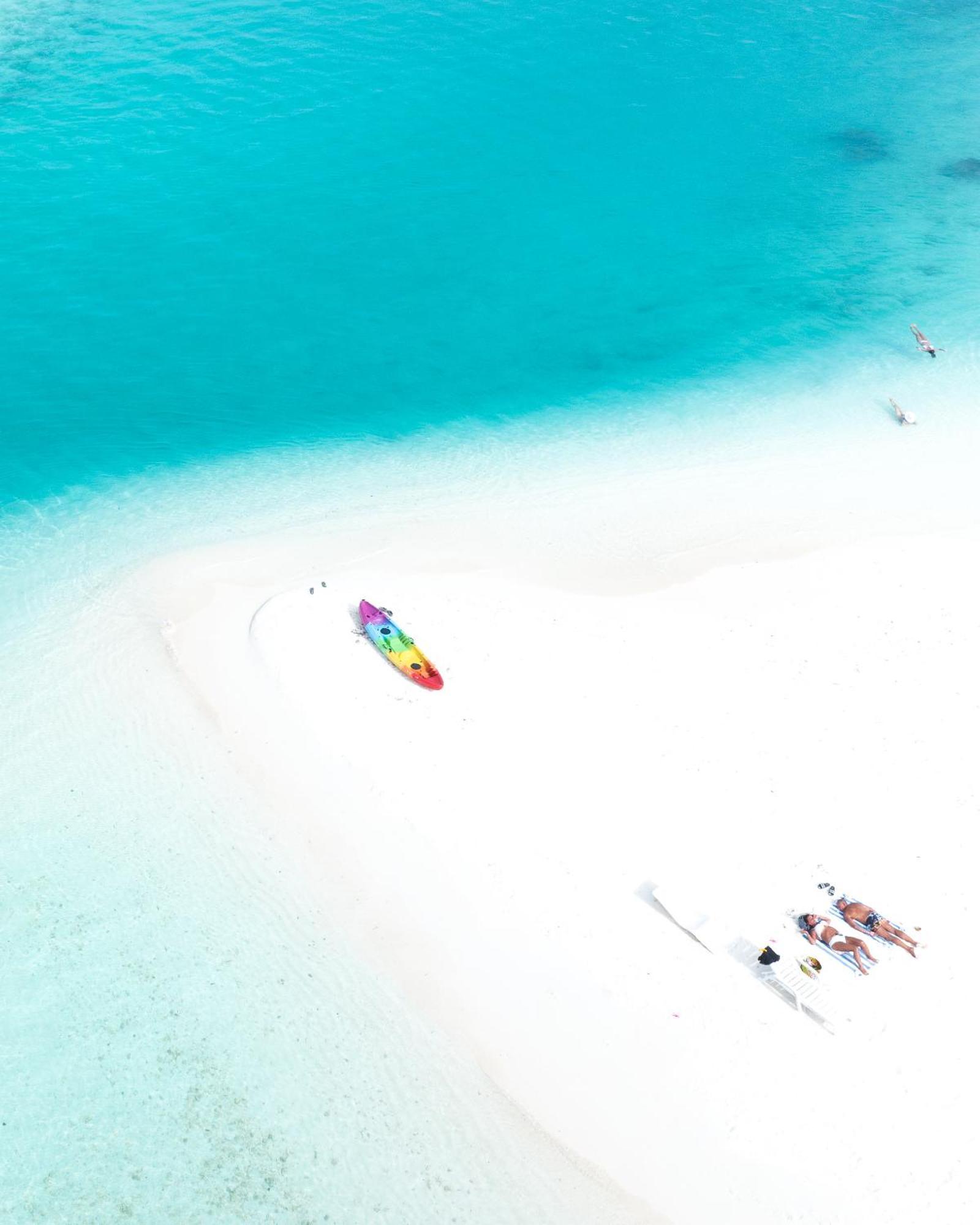 Araamu Holidays y spa Dhiffushi Exterior foto