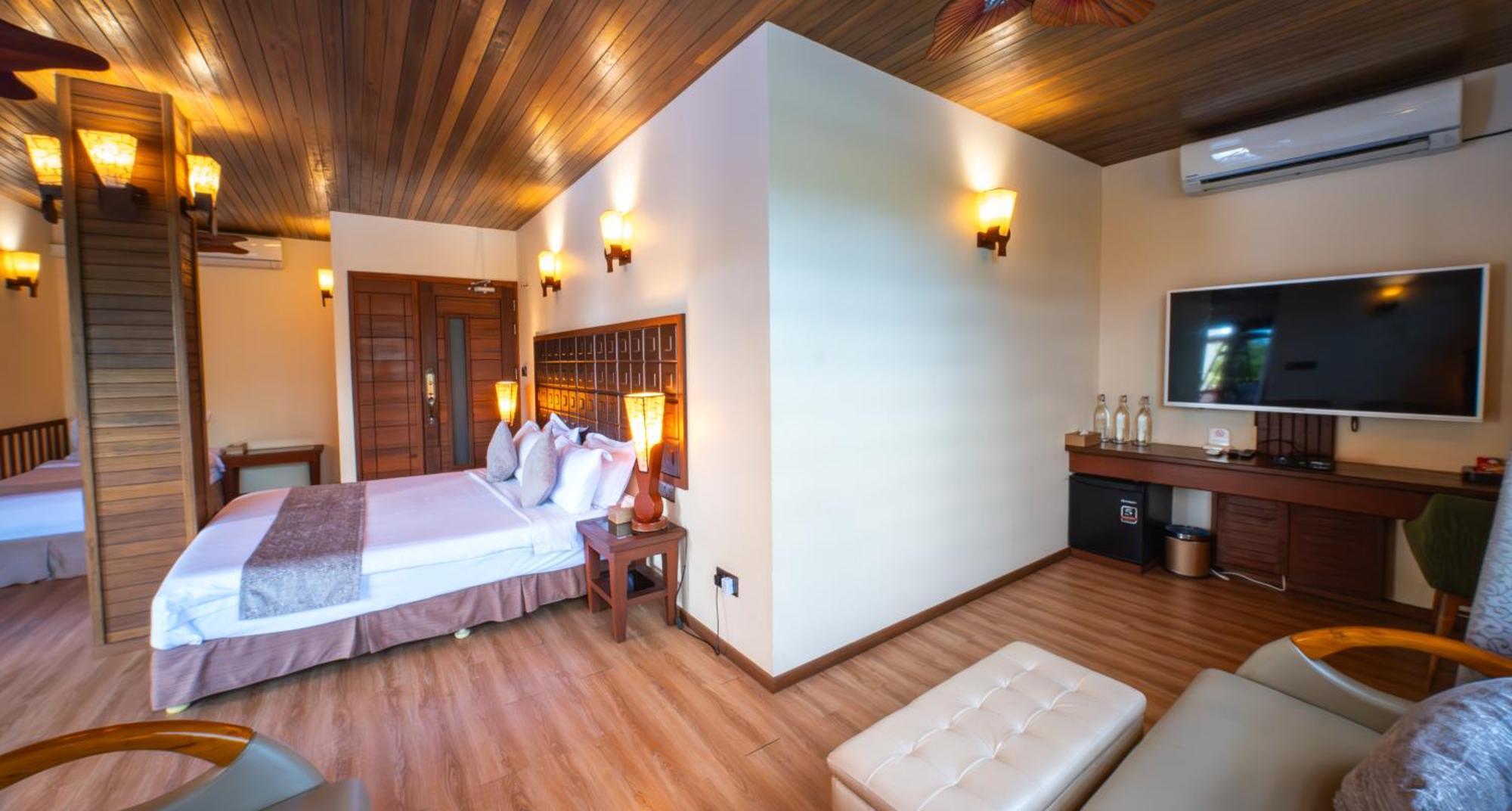 Araamu Holidays y spa Dhiffushi Exterior foto
